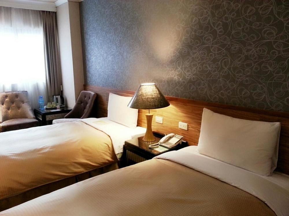 Astar Hotel Tajpej Buitenkant foto