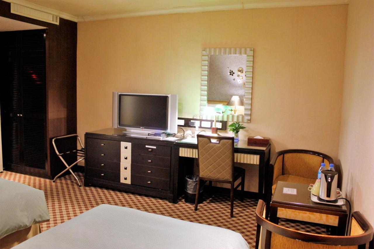 Astar Hotel Tajpej Buitenkant foto