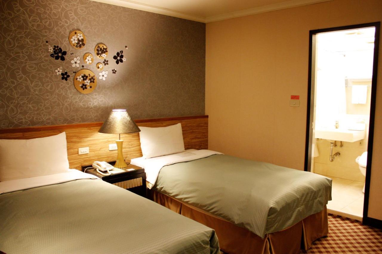 Astar Hotel Tajpej Buitenkant foto
